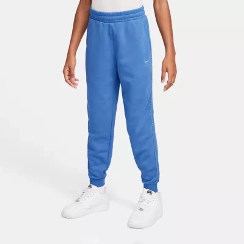 Nike Club Big Kid Unisex Cuffed Regular Fit Jogger Pant