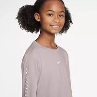 Nike Big Kid Girls Crew Neck Long Sleeve Active T-Shirt