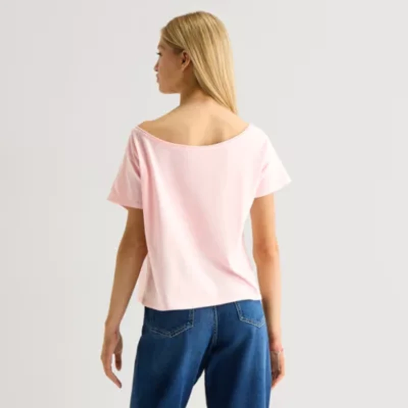 New World Cranberries Off The Shoulder Tee Womens Juniors Asymmetrical Neck Short Sleeve Regular Fit Graphic T-Shirt