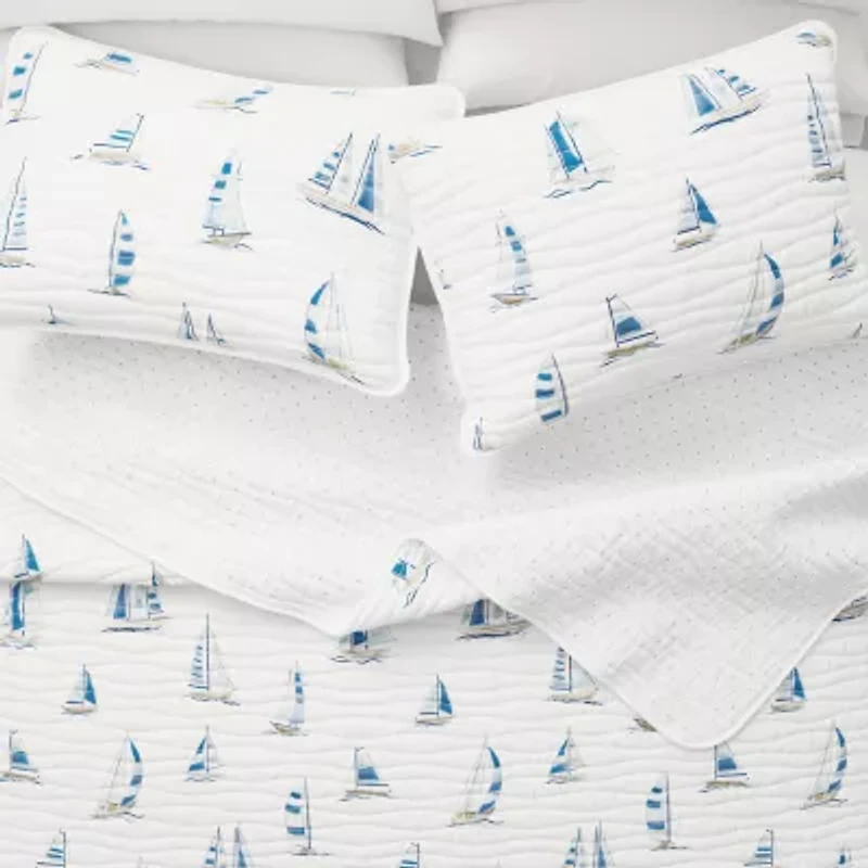 Reversible Coastal Print Quilt Set