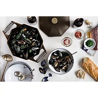 Lodge Cookware Finex Cast Iron 7-qt. Dutch Oven