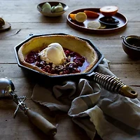 Lodge Cookware Finex Cast Iron 10" Skillet