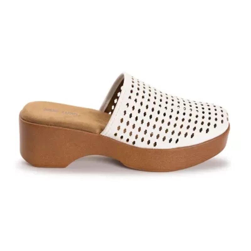 Muk Luks Womens Callen Clog Flat Sandals