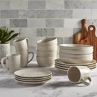 Tabletops Unlimited Boxwood 20-pc. Stoneware Dinnerware Set