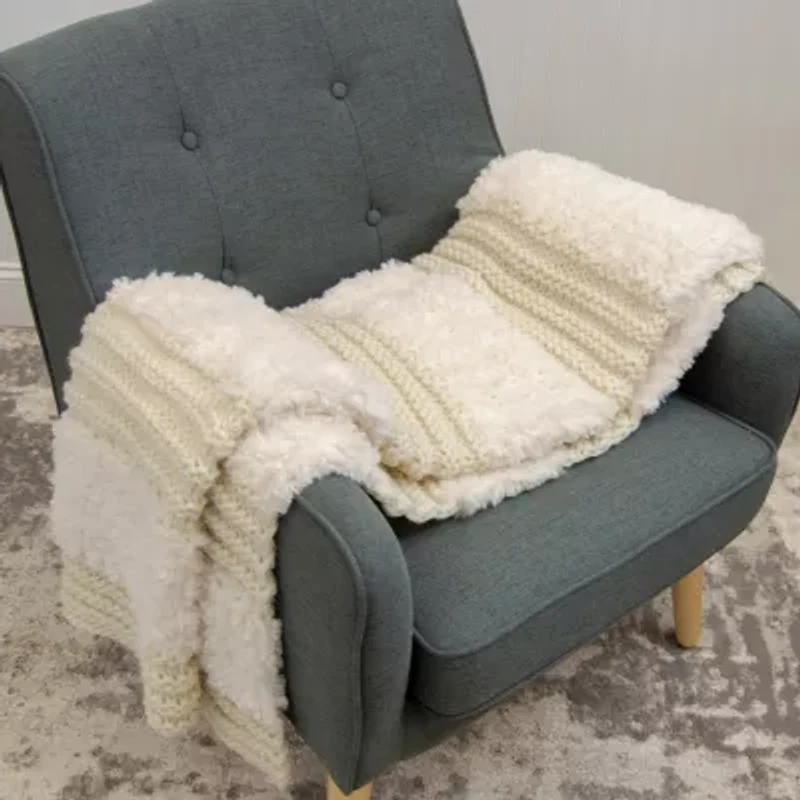 Your Lifestyle By Donna Sharp Faux Fur Plush Knit Midweight Throw