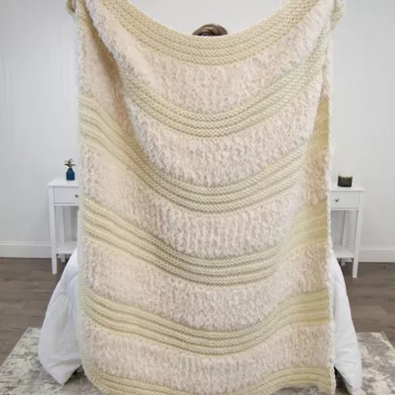 Your Lifestyle By Donna Sharp Faux Fur Plush Knit Midweight Throw