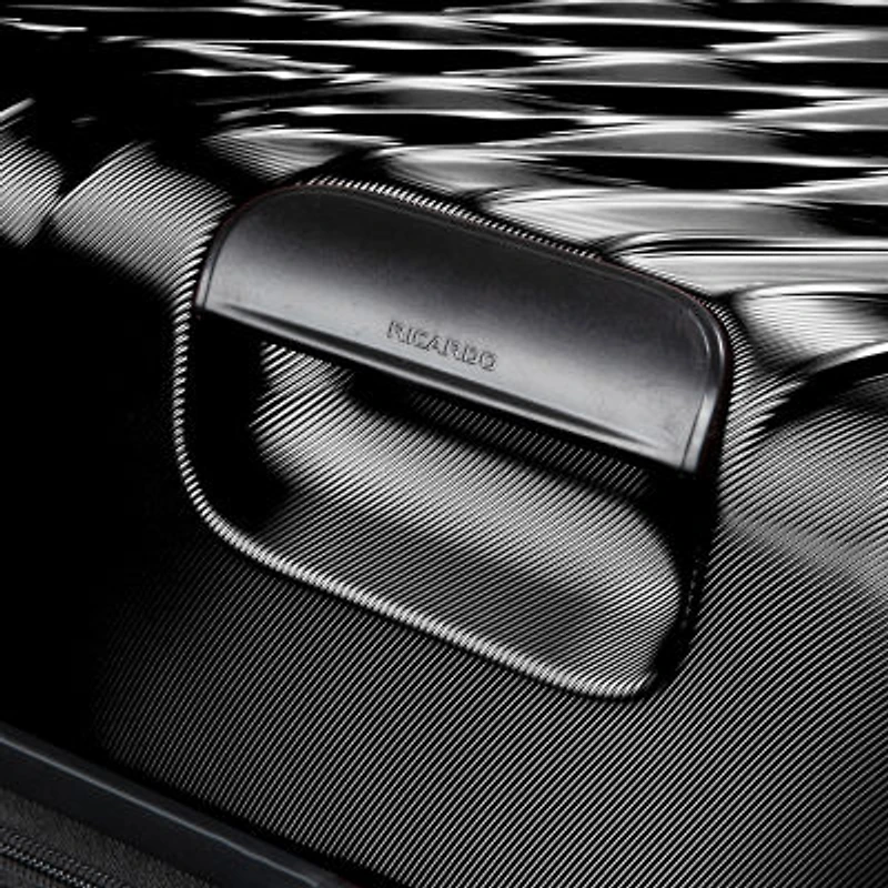 Ricardo Beverly Hills Melrose 25" Lightweight Hardside Luggage