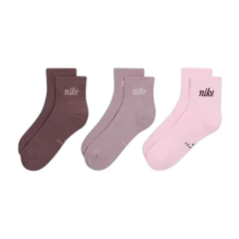 Nike Womens 3 Pair Quarter Ankle Socks