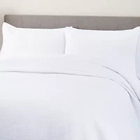 Home Expressions Geo Stitch Quilt Set