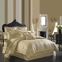Queen Street 4-pc. Neopolitano Damask + Scroll Comforter Set