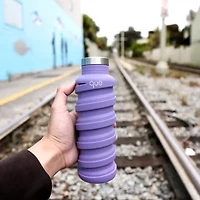 Que Collapsible Bpa Free Dishwasher Safe 20 Oz. Water Bottle