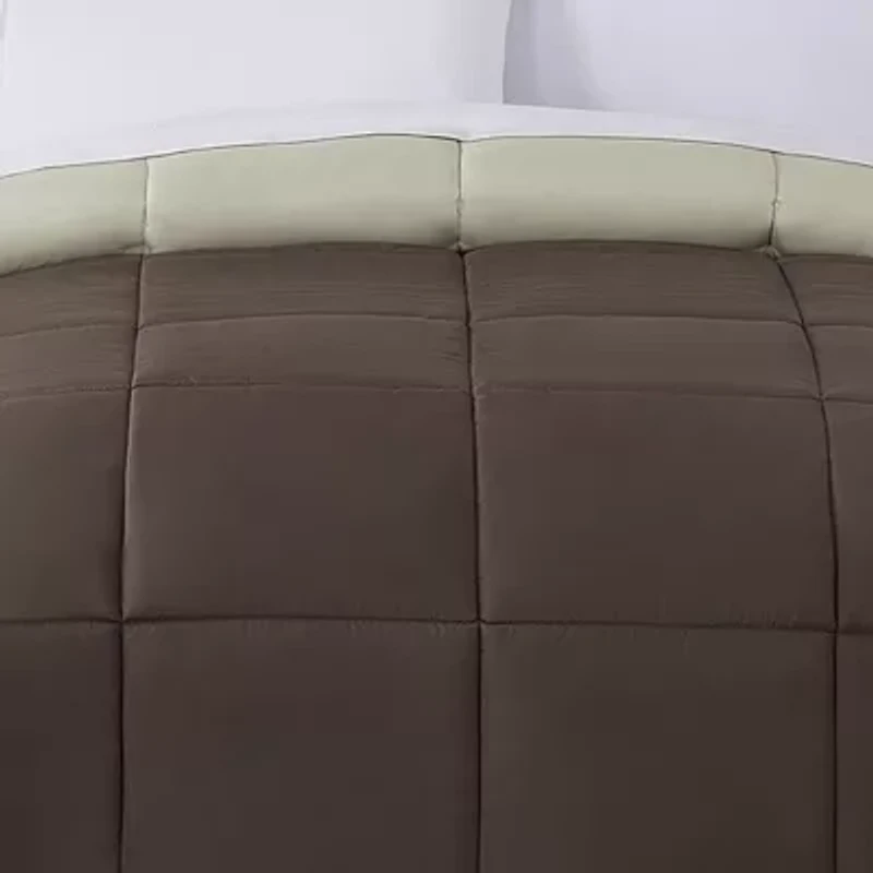 Home Expressions Ultra Soft Down Alternative Reversible Comforter