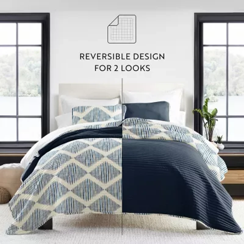 Casual Comfort Pattern Reversible Contemporary Lightweight 3 Pc. Quilt Set