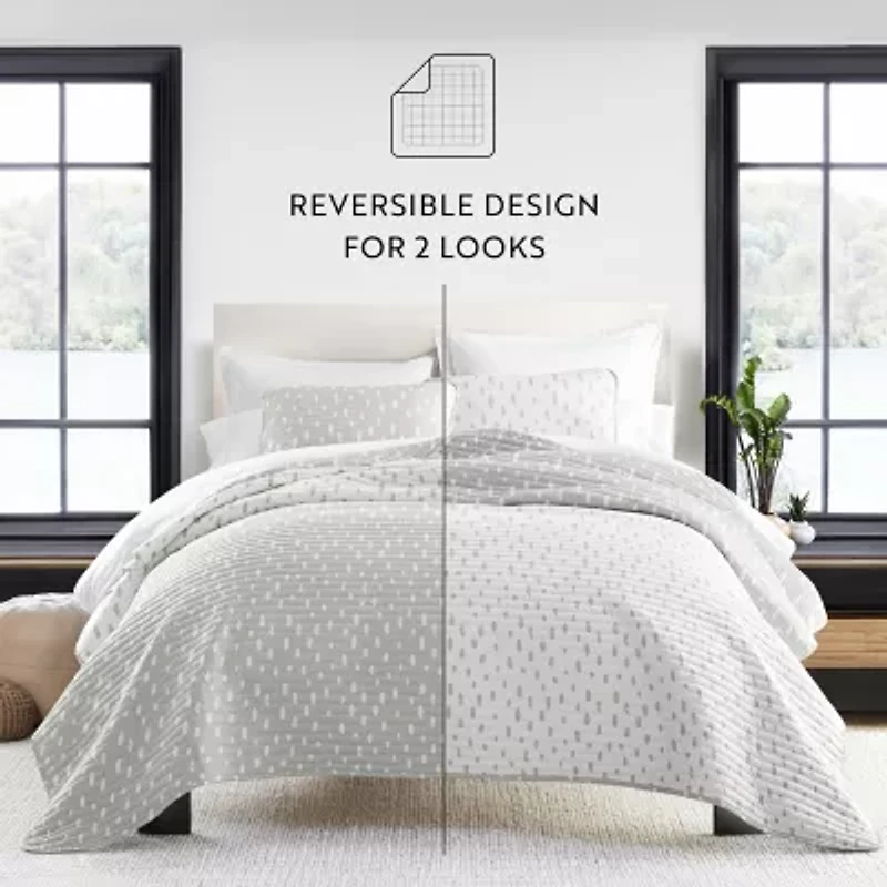 Casual Comfort Dots Reversible Quilt Set