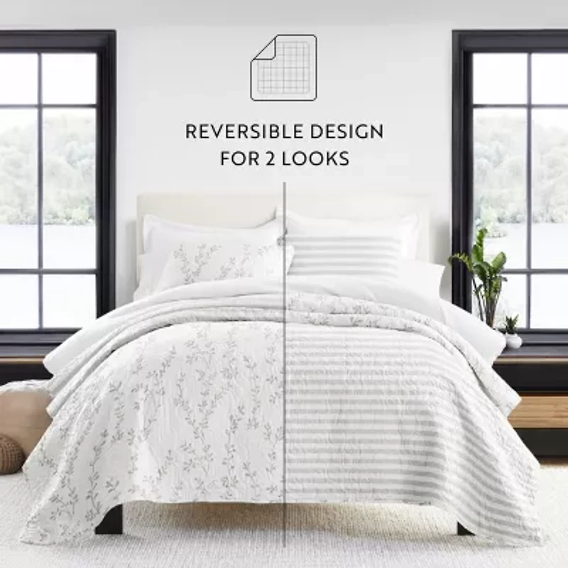 Casual Comfort Vines Reversible Quilt Set