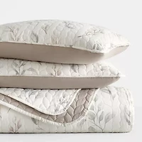 Casual Comfort Pattern Reversible Contemporary Quilt Set