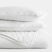Casual Comfort Diamond Stitch Quilt Set