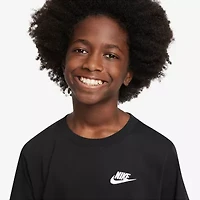 Nike Big Kid Unisex Crew Neck Short Sleeve Regular Fit Graphic T-Shirt