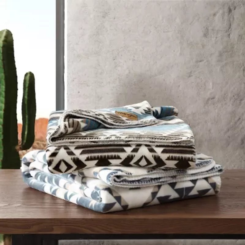 Wrangler Midweight Blanket