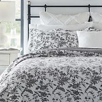 Laura Ashley Amberly Quilt Set