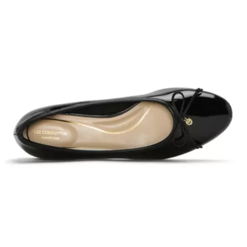 Liz Claiborne Chelsey Womens Round Closed Toe Ballet Flats