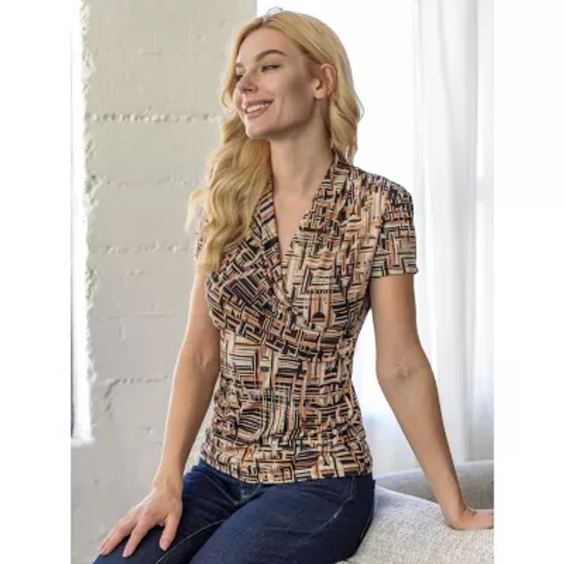 24seven Comfort Apparel Womens V Neck Short Sleeve Stretch Fabric Wrap Shirt