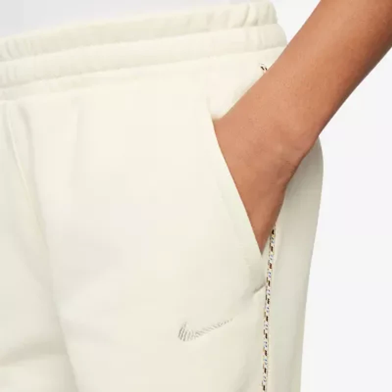 Nike Club Big Kid Unisex Cuffed Regular Fit French Terry Jogger Pant