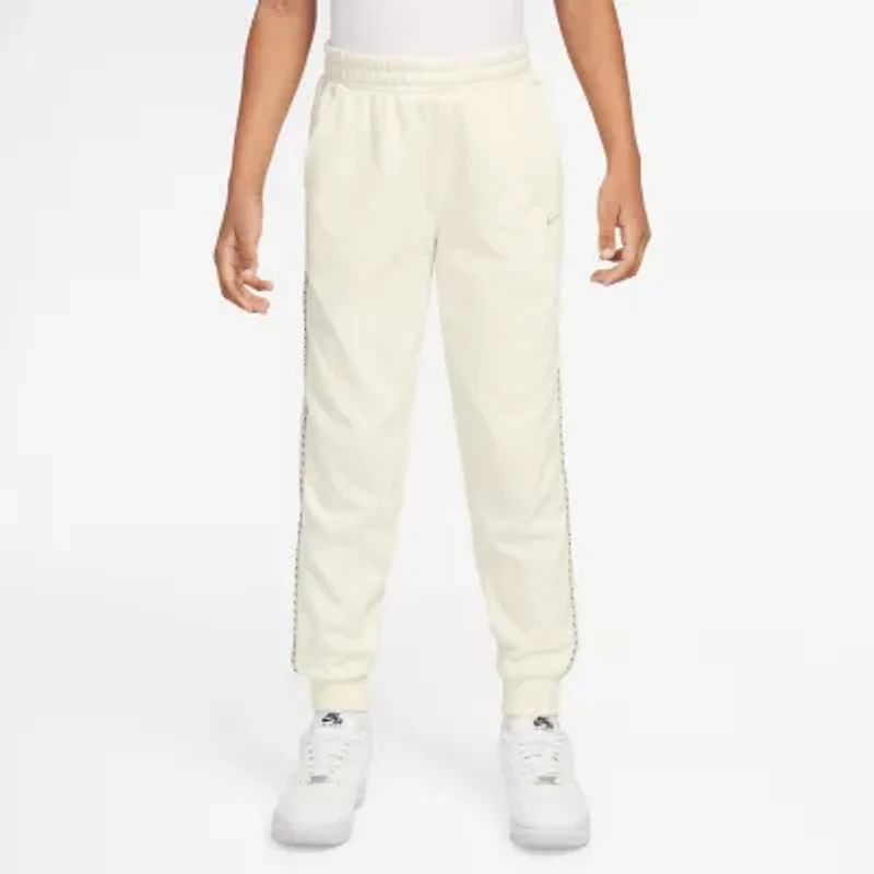 Nike Club Big Kid Unisex Cuffed Regular Fit French Terry Jogger Pant