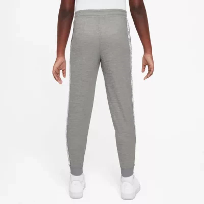 Nike Club Dri-Fit Big Kid Unisex Cuffed Regular Fit Fleece Jogger Pant