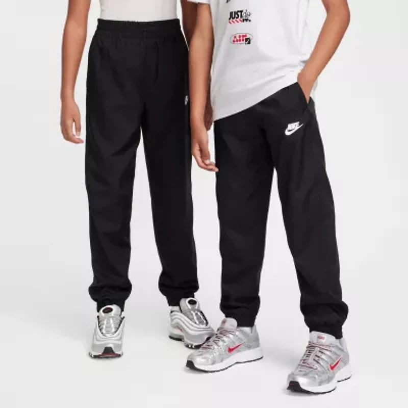 Nike Club Big Kid Unisex Cuffed Regular Fit Jogger Pant