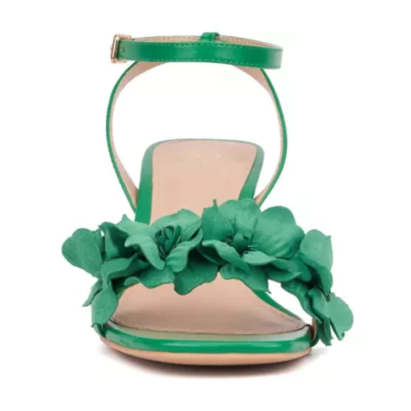 New York & Company Womens Gwendolyn Kitten Heeled Sandals