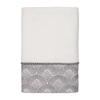 Avanti Deco Shell White Embellished Bordered Bath Towel