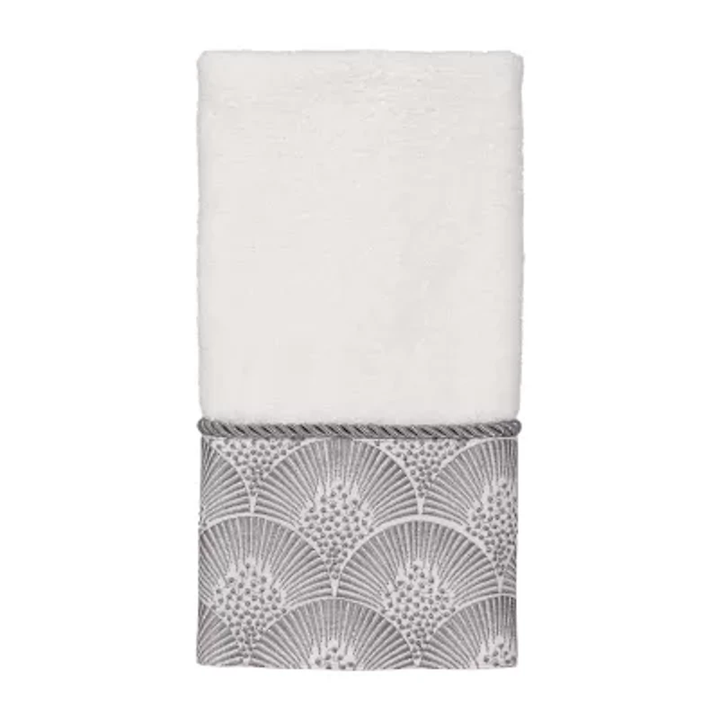 Avanti Deco Shell White Embellished Bordered Bath Towel