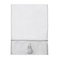 Avanti Manor Hill White Embellished Bordered Bath Towel
