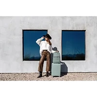 Samsonite Elevation Plus 21 Inch Hardside Carry-On Spinner Luggage