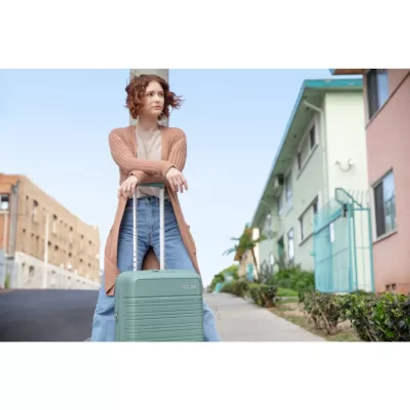 Samsonite Elevation Plus 21 Inch Hardside Carry-On Spinner Luggage