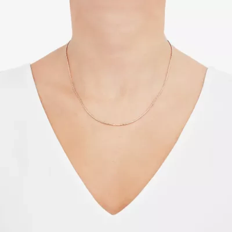 Womens 14K Gold 18 Inch Chain Necklace