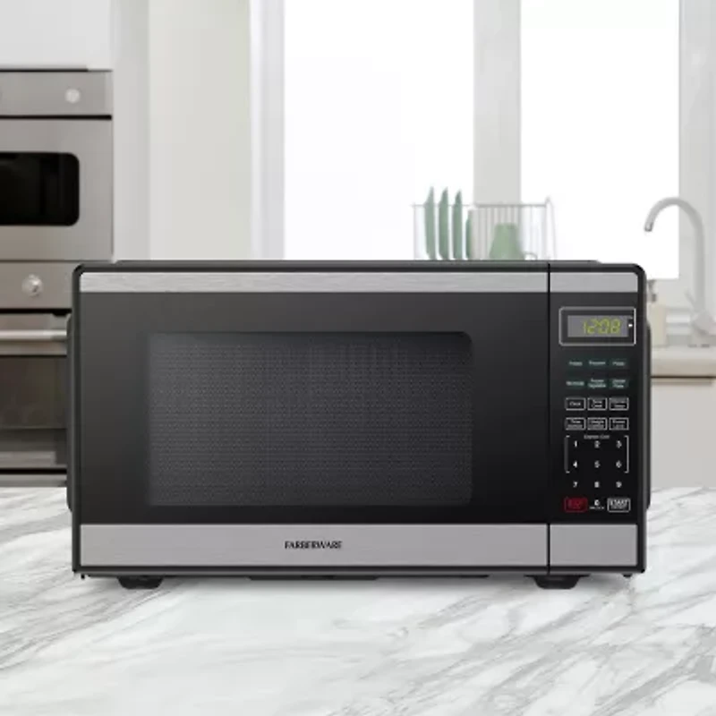 Farberware 0.9 Cu. Ft. Counter Microwave