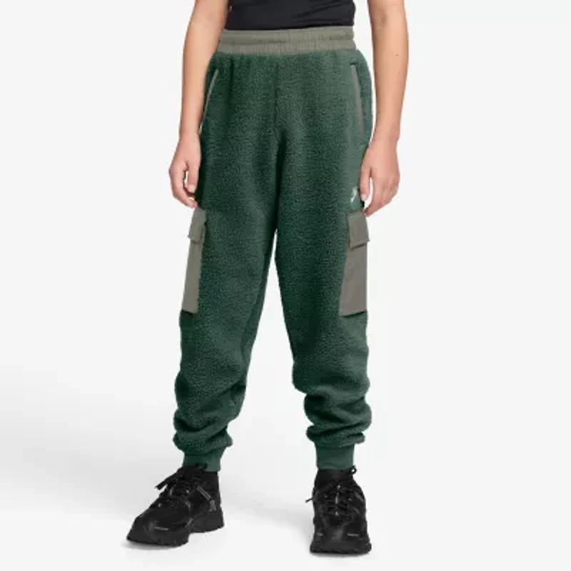 Nike Club Sherpa Big Kid Unisex Cuffed Active Fleece Cargo Pant