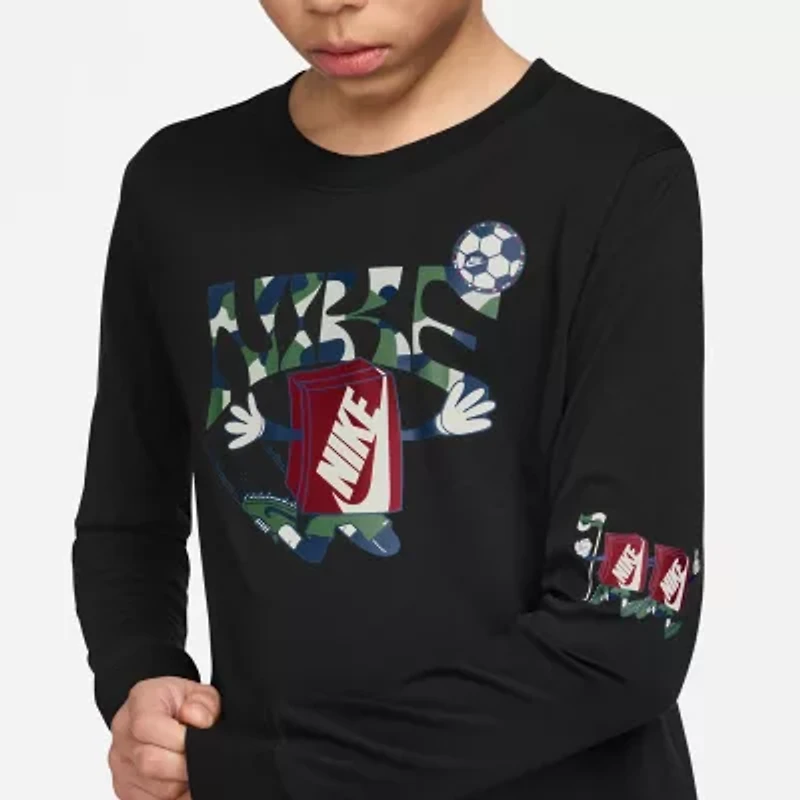 Nike Big Kid Unisex Crew Neck Long Sleeve Classic Fit Graphic T-Shirt