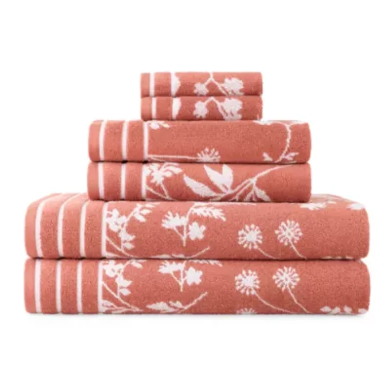 Linden Street Jacquard Floral Bath Towel