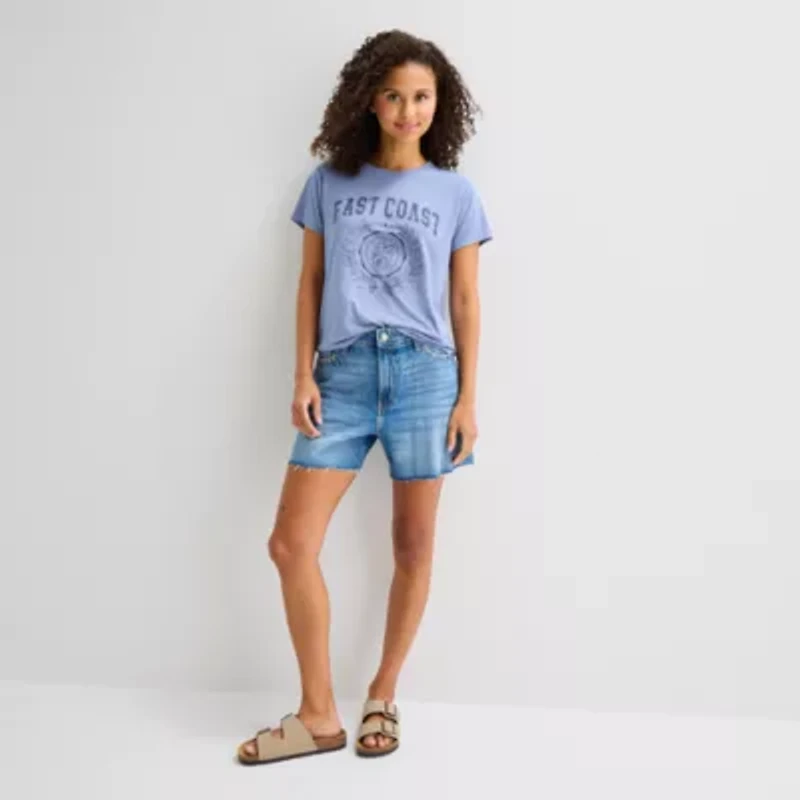 Arizona Womens Juniors Crew Neck Short Sleeve Regular Fit Graphic T-Shirt