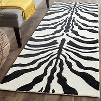 Safavieh Annie Animal Hand-Tufted Wool Rug