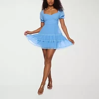 B. Smart Womens Short Sleeve Juniors Fit + Flare Dress