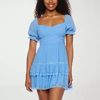 B. Smart Womens Short Sleeve Juniors Fit + Flare Dress