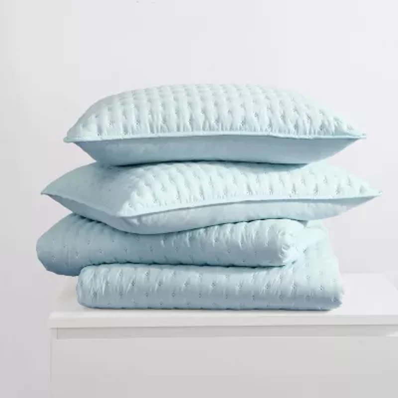 Swift Home Wrinkle Resistant Quilt Set