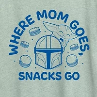 Where Mom Goes Snacks Womens Crew Neck Short Sleeve Classic Fit Baby Yoda Graphic T-Shirt