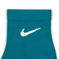 Nike Womens 6 Pair Quarter Ankle Socks