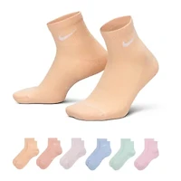 Nike Womens 6 Pair Quarter Ankle Socks