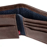 Levi's Moore Traveler Mens Personalized Bifold Wallet